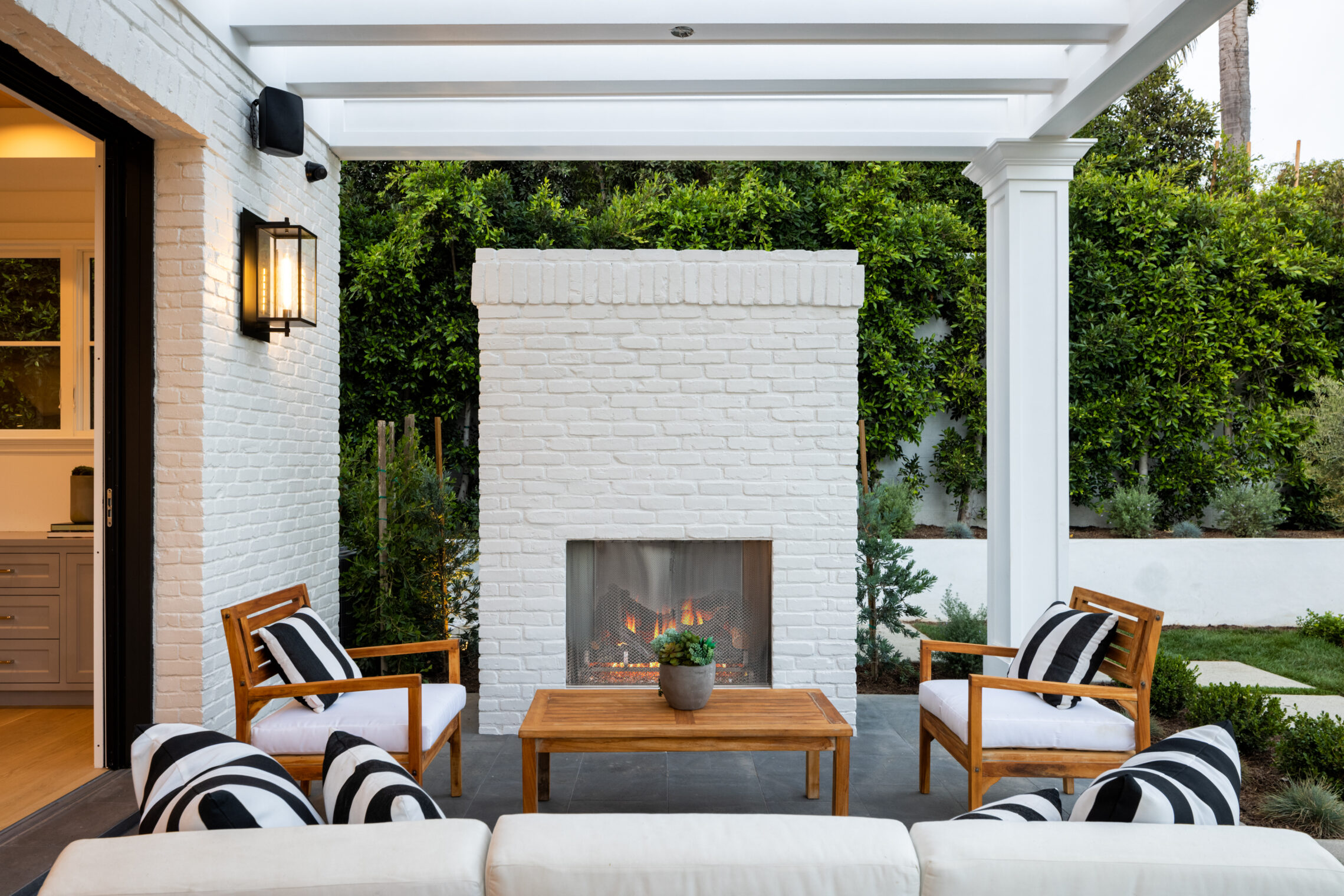 fire resistant building materials